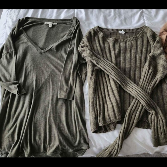 Womens Xsmall Sweaters - Picture 2 of 2